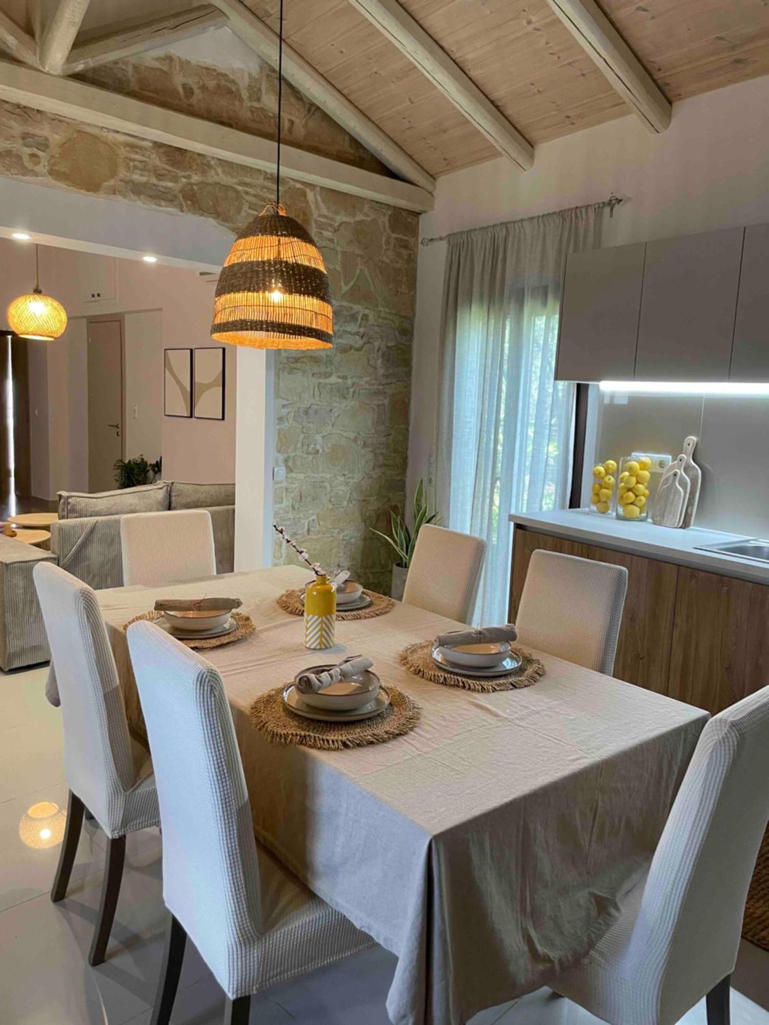 Villa Aspasia With Private Jacuzzi - Oasis Resort คอคคิโนส เปียร์โกส ภายนอก รูปภาพ
