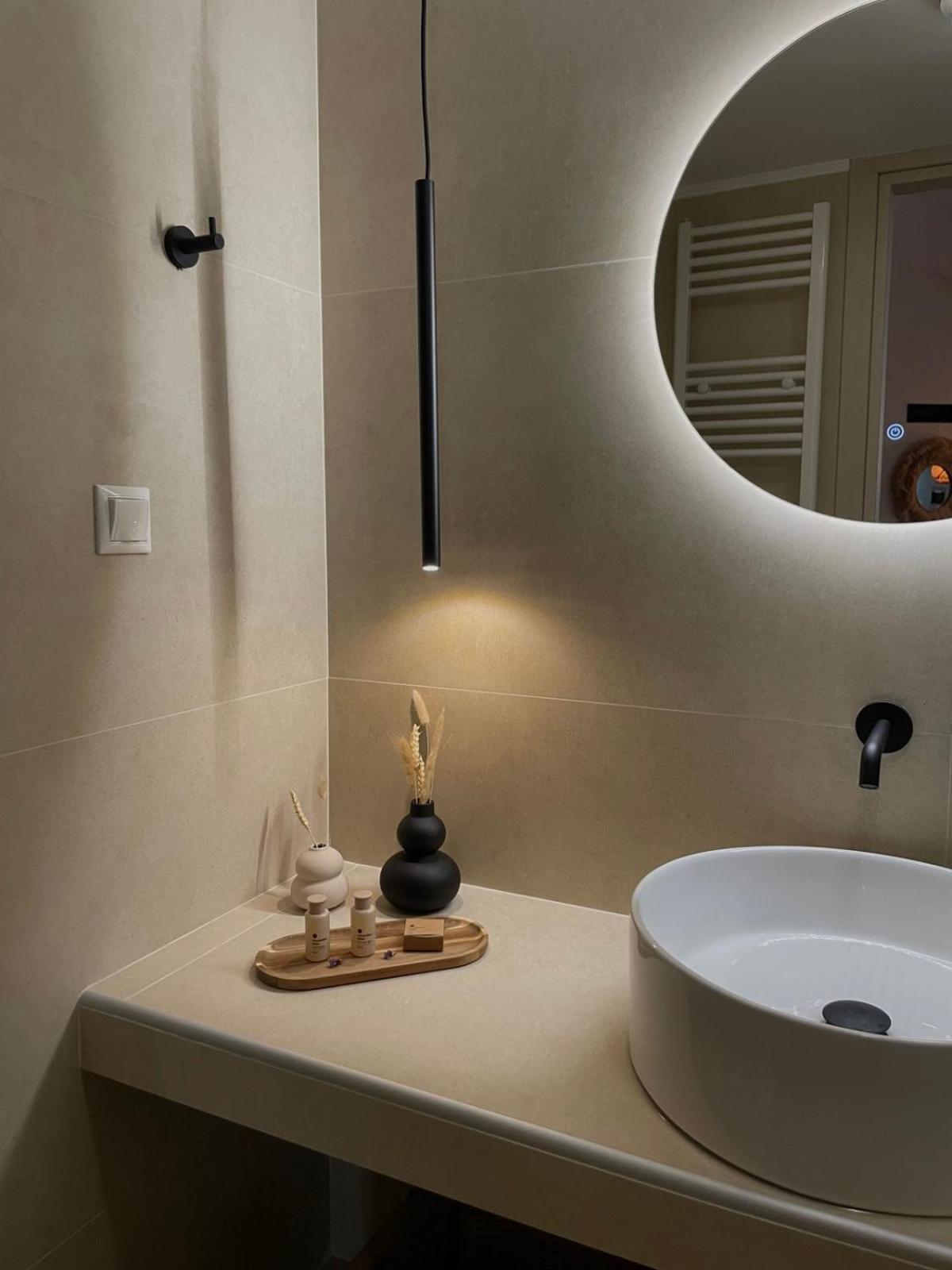 Villa Aspasia With Private Jacuzzi - Oasis Resort คอคคิโนส เปียร์โกส ภายนอก รูปภาพ